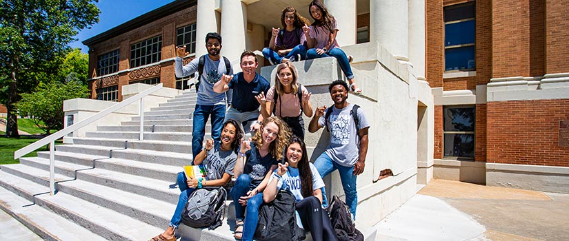 SWOSU Students on the Steps