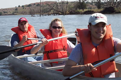 students canoeing