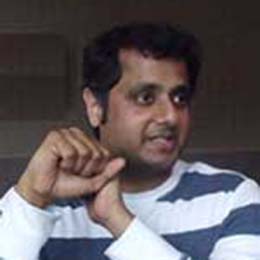 Dr. Vijay Somalinga headshot.